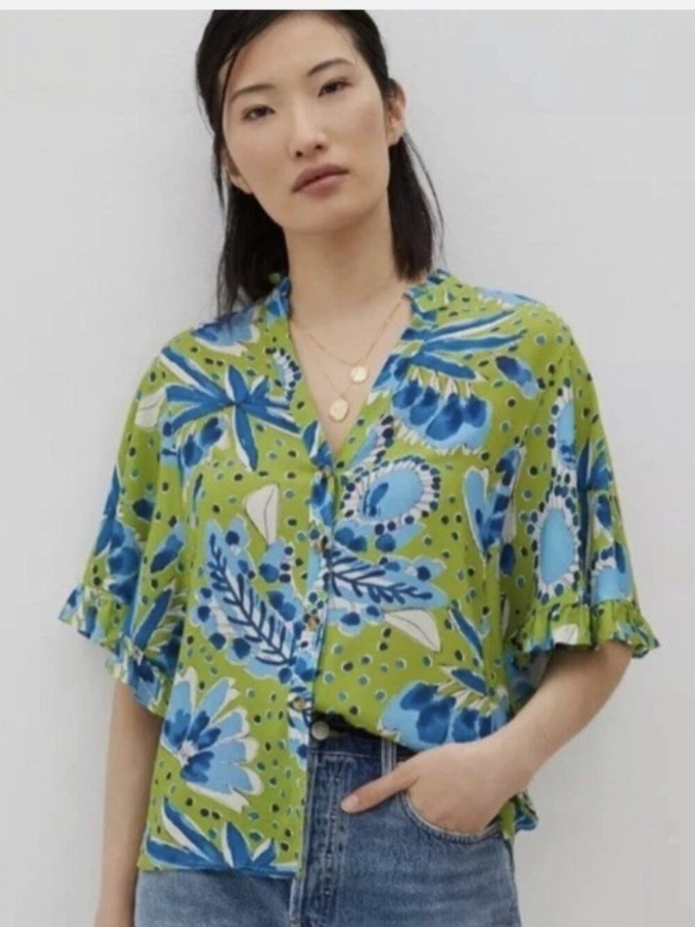 Anthropologie Vera Valley Flutter-Sleeved Floral Buttondown Blouse Women's XS